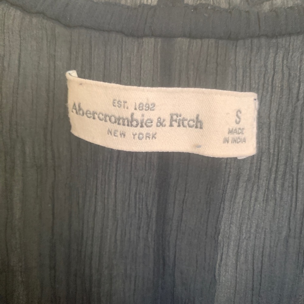 Abercrombie And Fitch Top Size Small - image 2